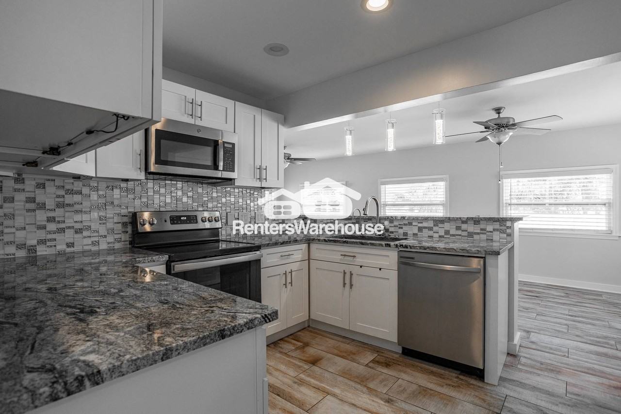 1499 W River Shore Way - Photo 7 of 39