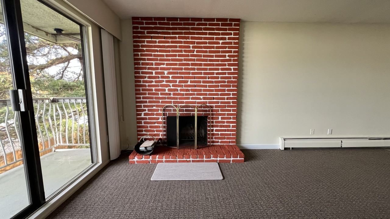 Delta West - Photo 3 of 12