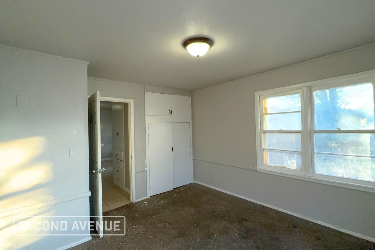 1920 Ne 29th St - Photo 6 of 14