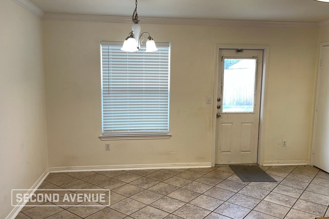 2201 Encino Dr - Photo 6 of 15