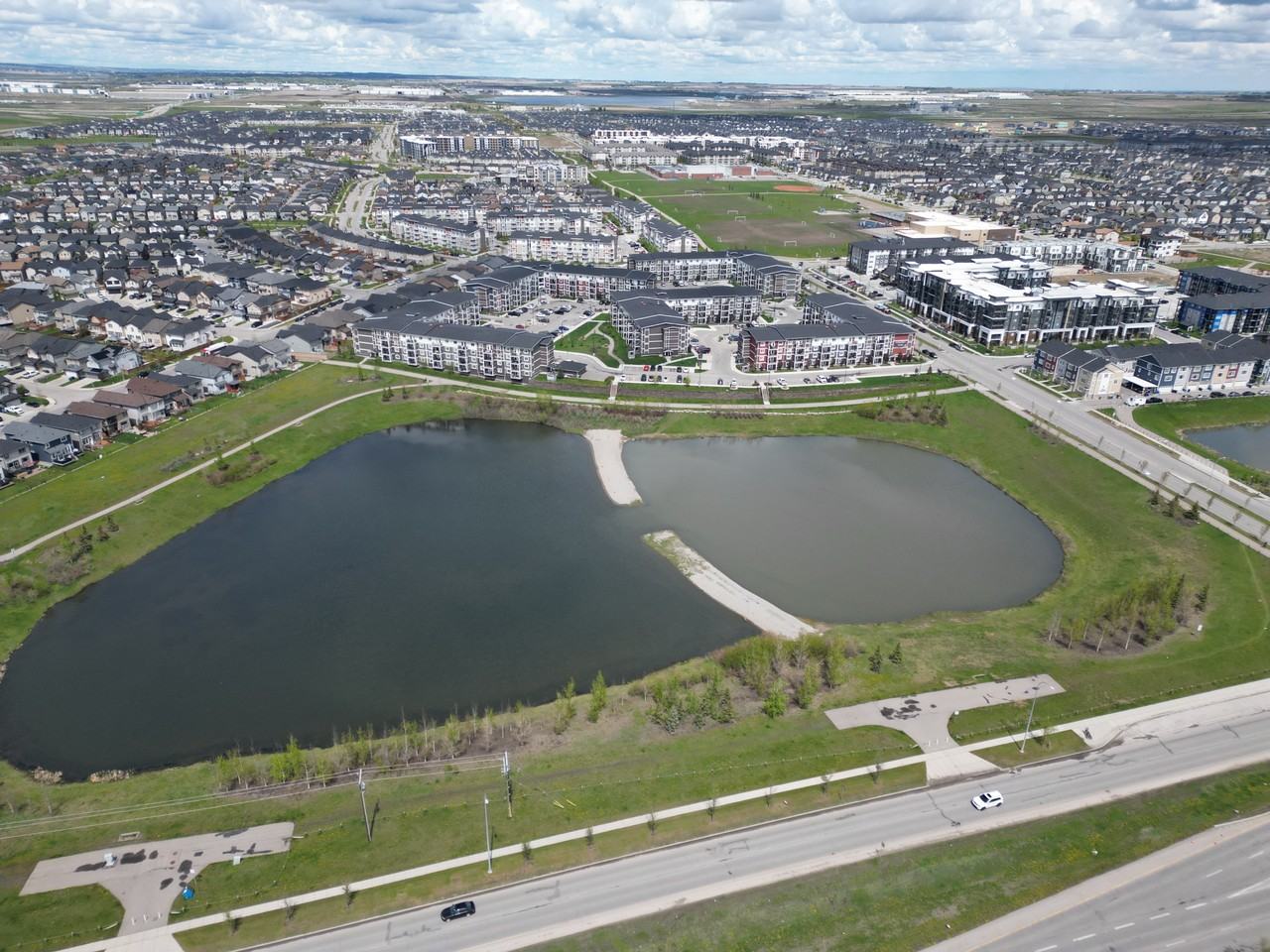 Vista Apartments - Photo 3 of 21