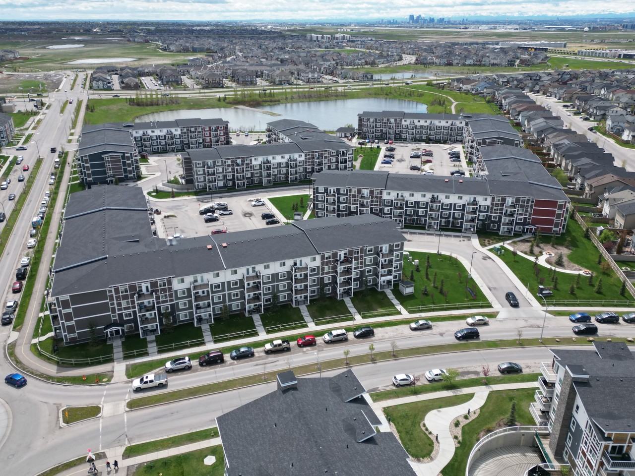 Vista Apartments - Photo 4 of 21