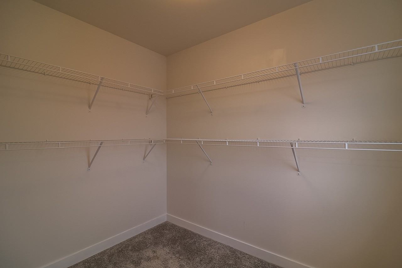 110 Northwater Bay - Photo 7 of 13