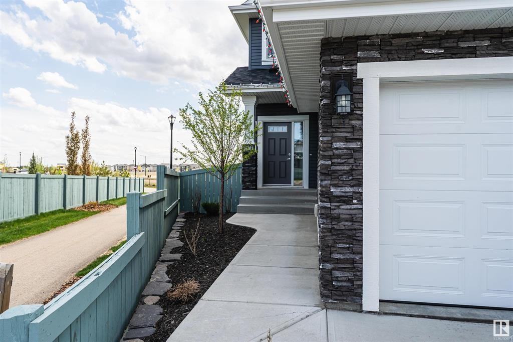 16303 18 AV SW - Photo 3 of 50