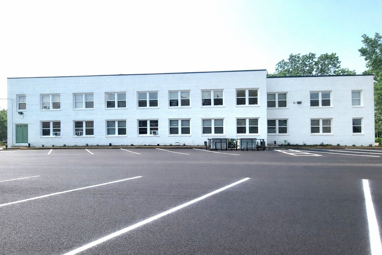 303 Flats - Photo 6 of 50