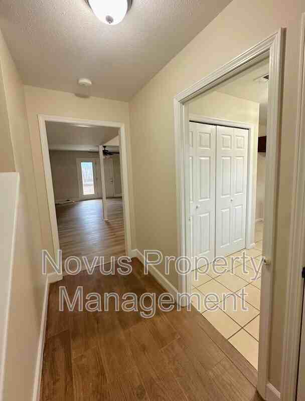 104 Wrenwood Ln - Photo 2 of 18