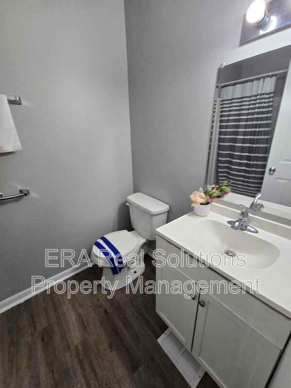 1716 Carstare Dr - Photo 6 of 15