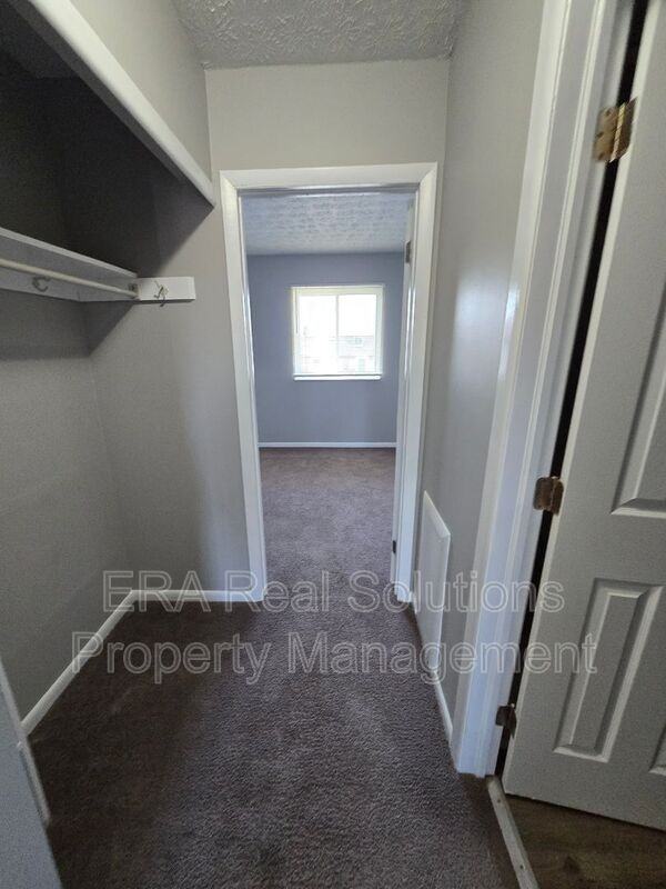 1716 Carstare Dr - Photo 7 of 15