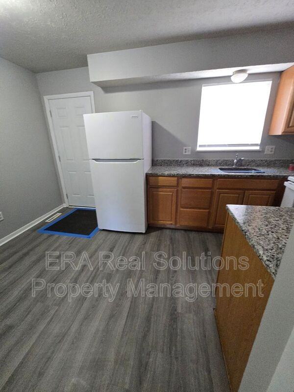 1703 Carstare Dr - Photo 7 of 19