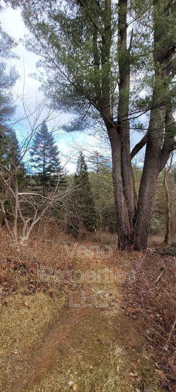 16 Maple Ave - Photo 4 of 35