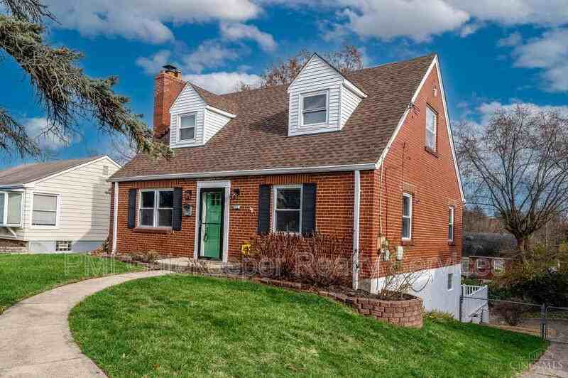 5618 Leumas Rd - Photo 2 of 48