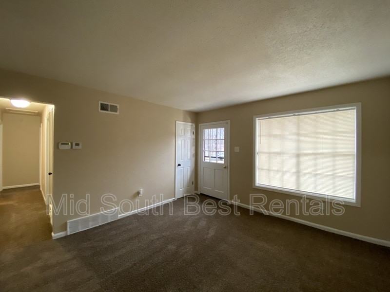 3072 Audrey Cv - Photo 2 of 13