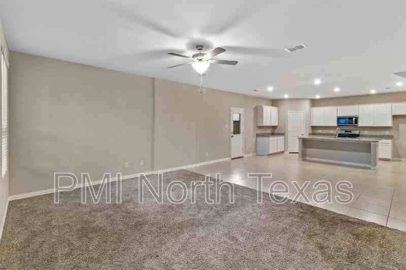 3839 Barnett Rd - Photo 2 of 16