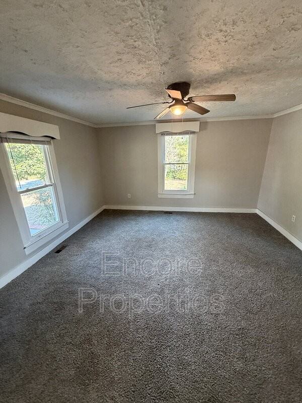 2003 Burnett Ave - Photo 7 of 12