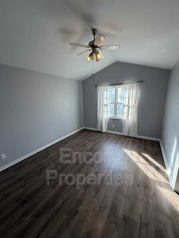 3822 Charleston Park Dr - Photo 5 of 15