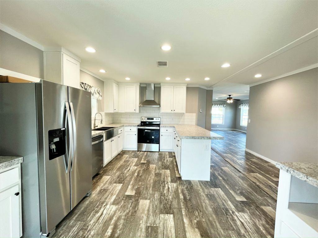 10893 Sw 30th Ave - Photo 3 of 34