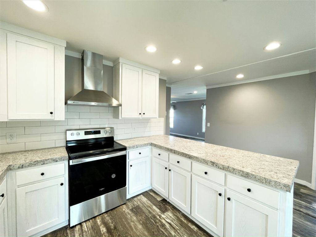 10893 Sw 30th Ave - Photo 7 of 34