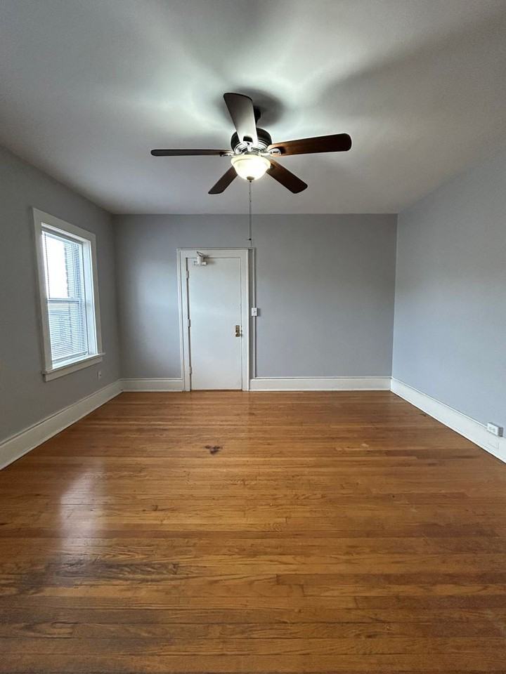 2464 Harney St #33 - Photo 2 of 9