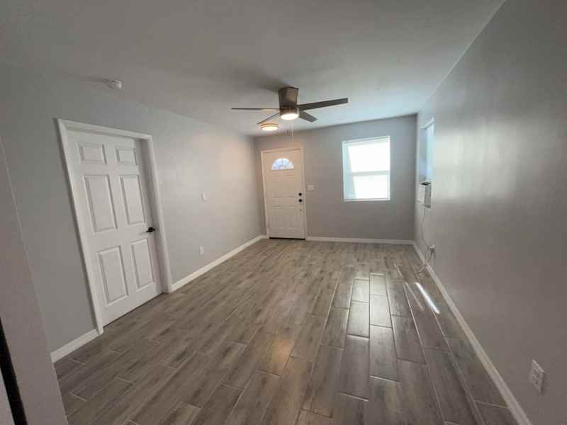 561 Raleigh St - Photo 7 of 21