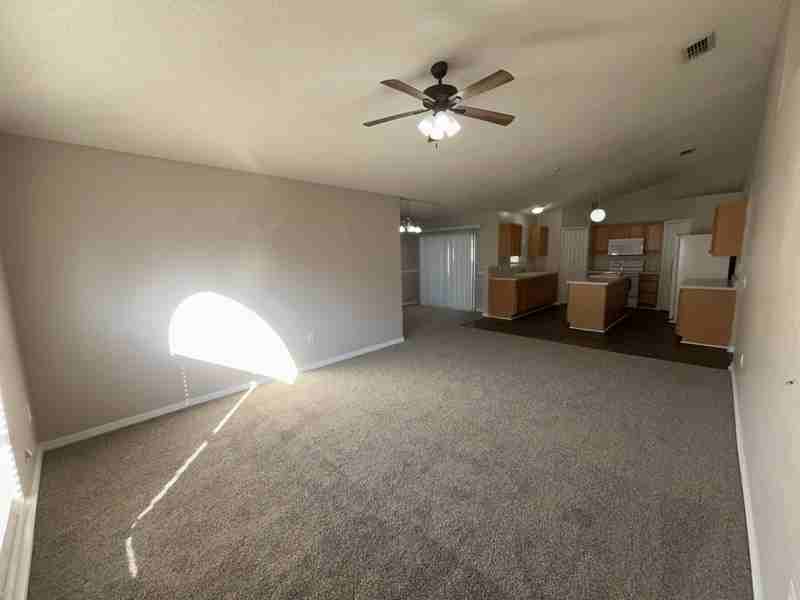 841 Sun Ridge Village Dr - Photo 5 of 23