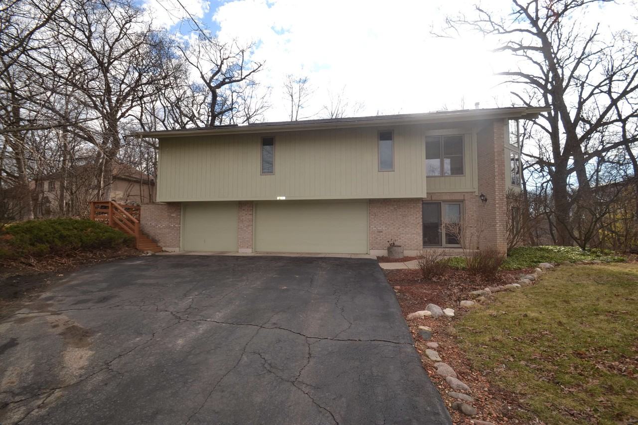 5N391 Jens Jensen Ln - Photo 2 of 15