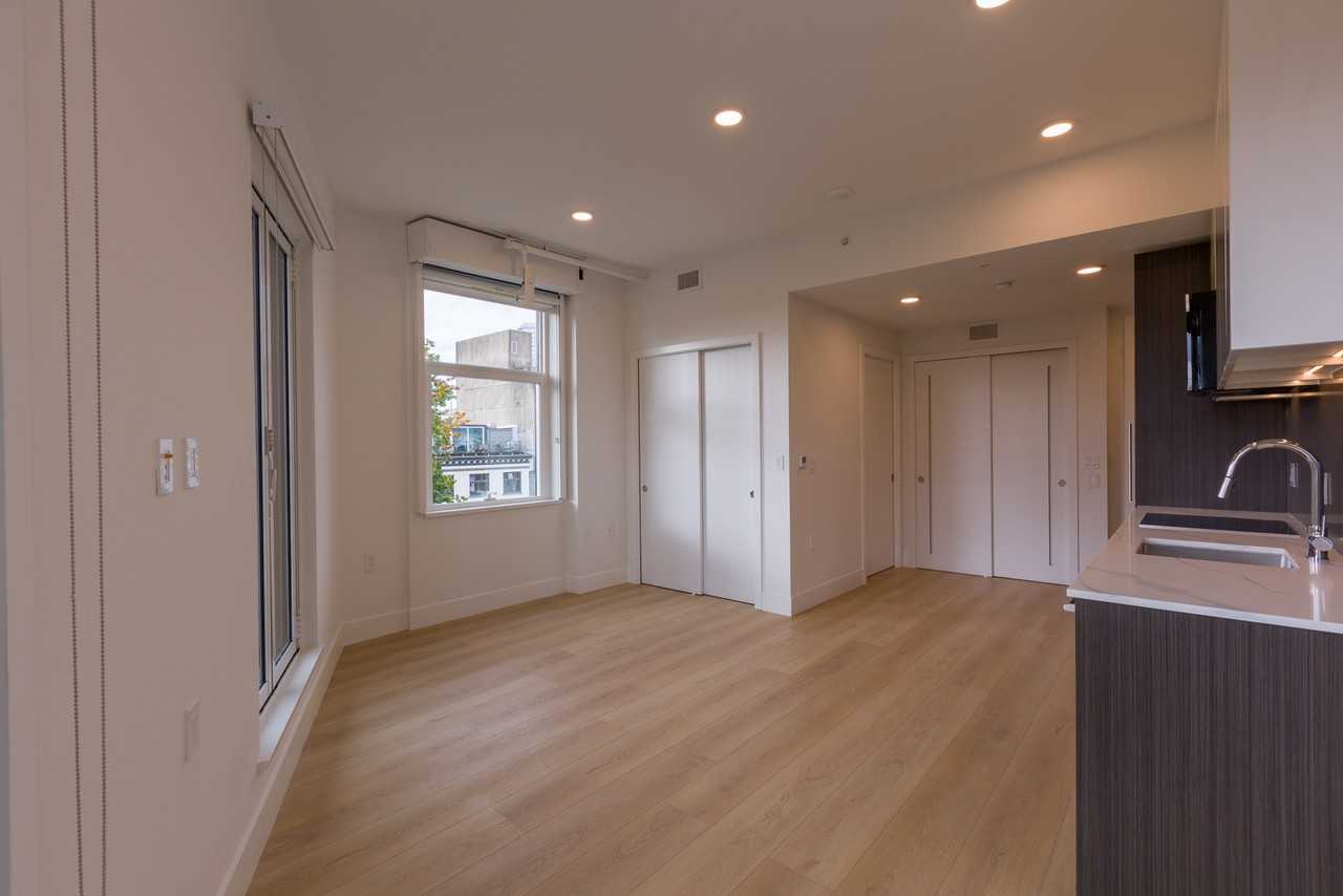 333 Carrall Street #601 - Photo 4 of 9