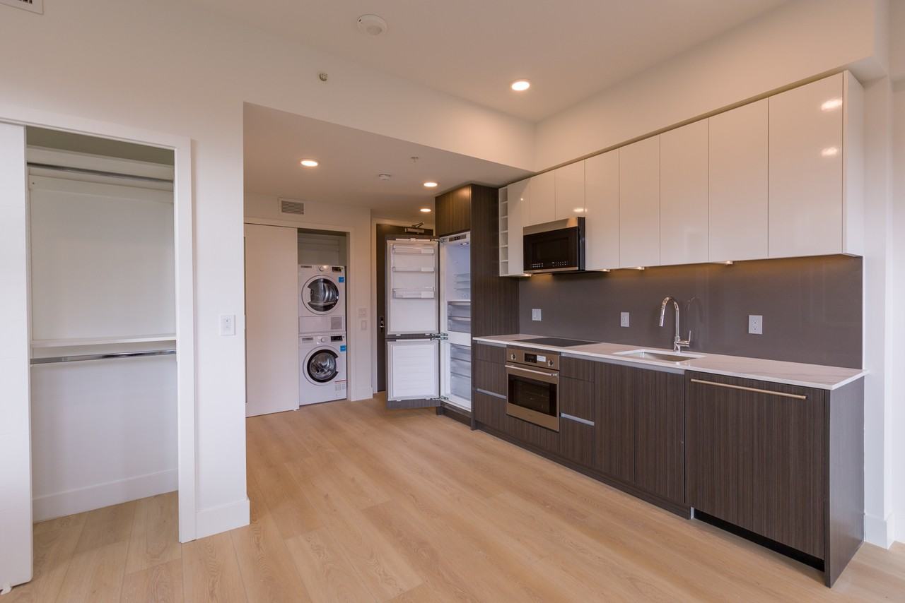 333 Carrall Street #601 - Photo 5 of 9