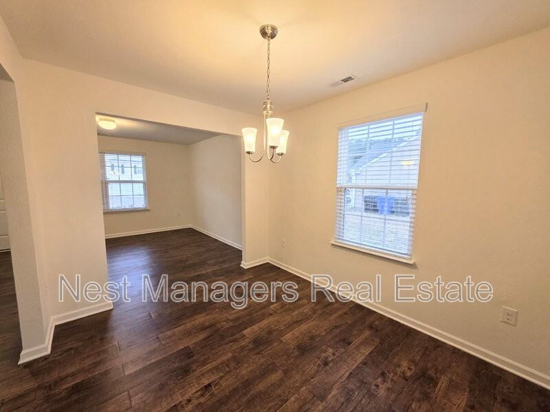 331 Botanical Ct - Photo 5 of 25