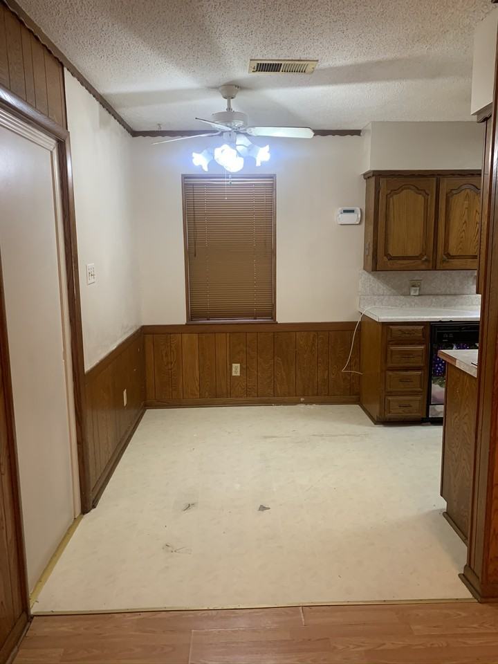 919 Magnolia Ln - Photo 6 of 12