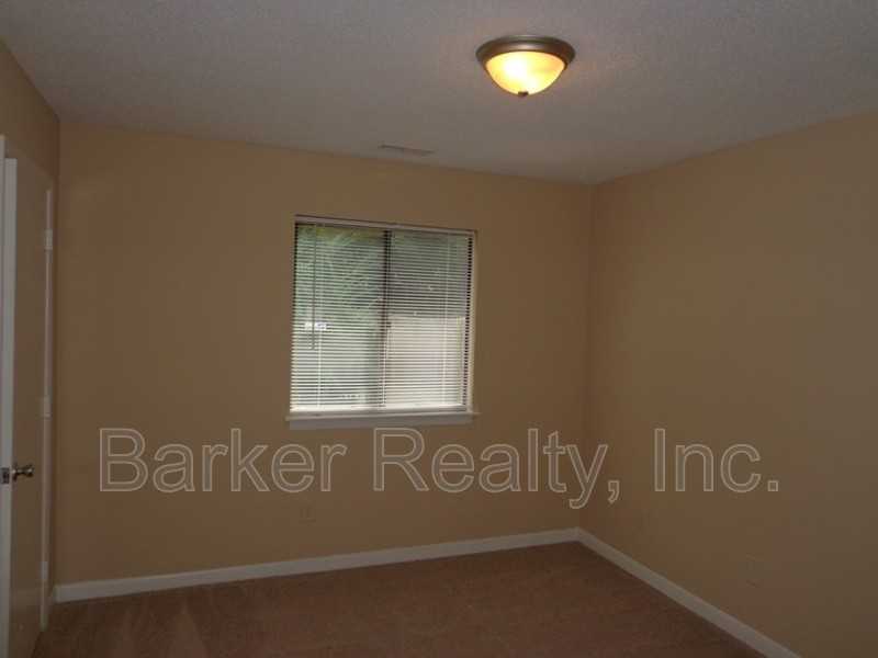 4520 N New Hope Rd - Photo 5 of 9