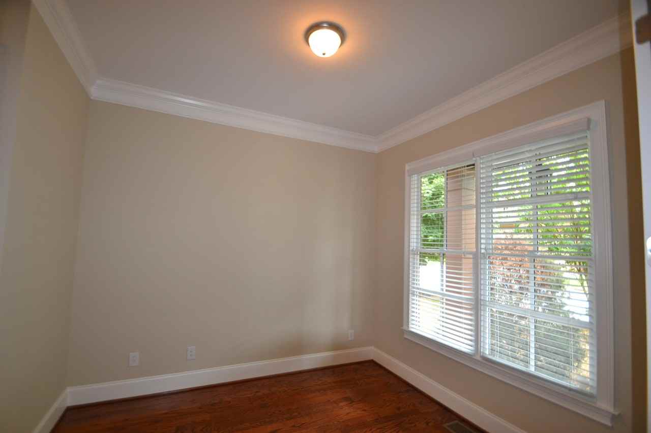 1390 Custer Way - Photo 2 of 12