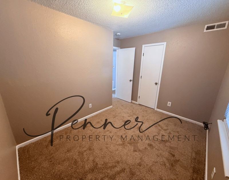 3268 Nw Mill Dr - Photo 6 of 9