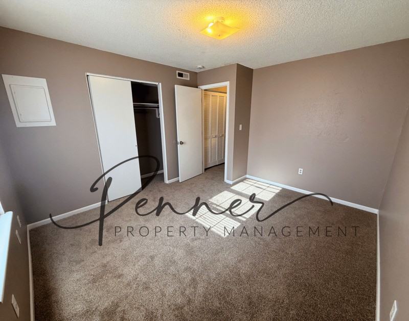 3268 Nw Mill Dr - Photo 7 of 9