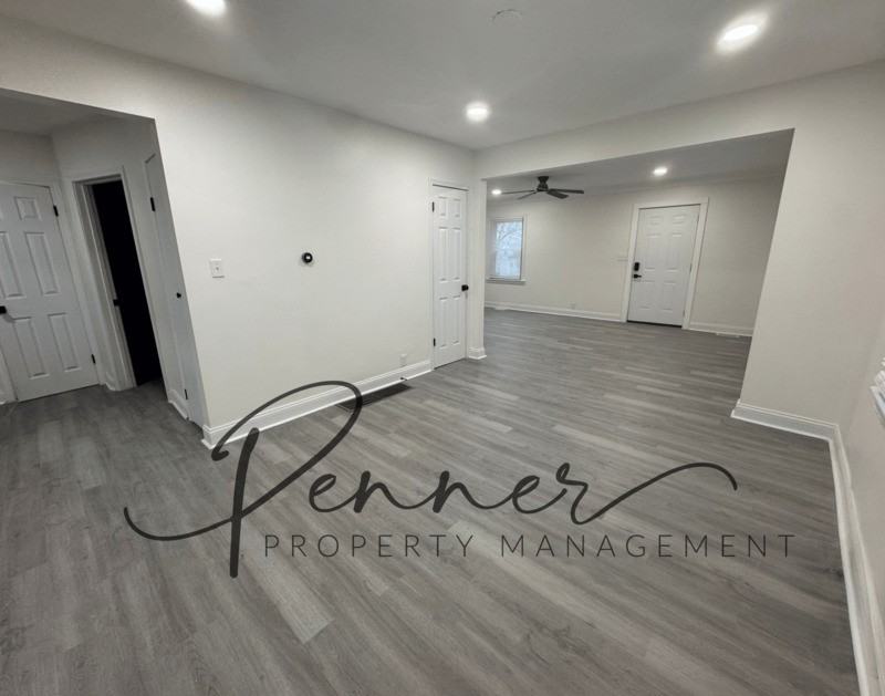 6314 Agnes Ave - Photo 3 of 16