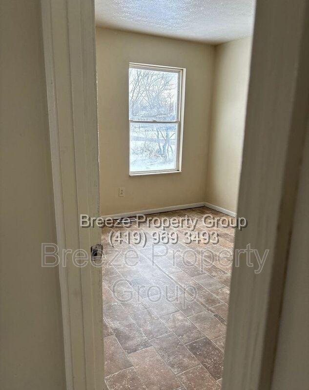 57 W Warren Ave - Photo 6 of 10