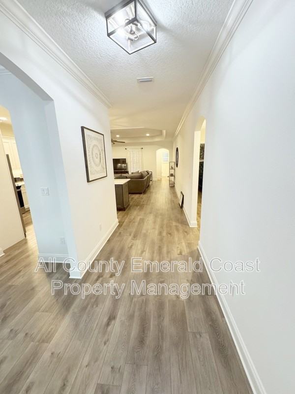 481 Kelly St - Photo 7 of 44