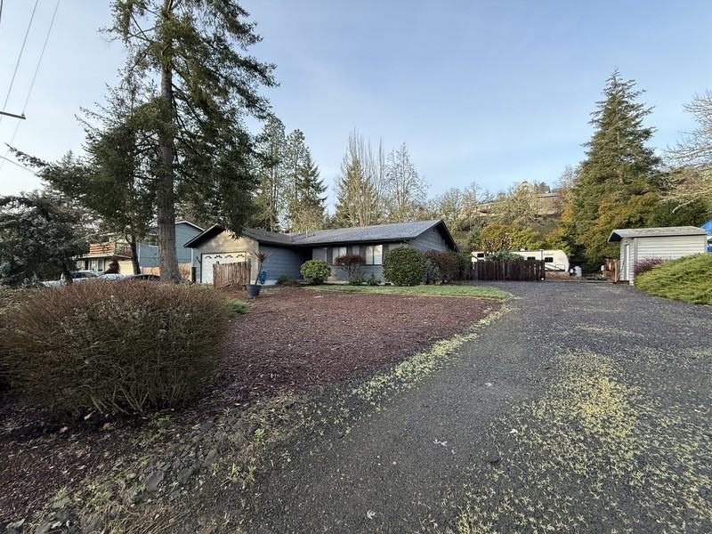 2134 Nw Watters St - Photo 3 of 32