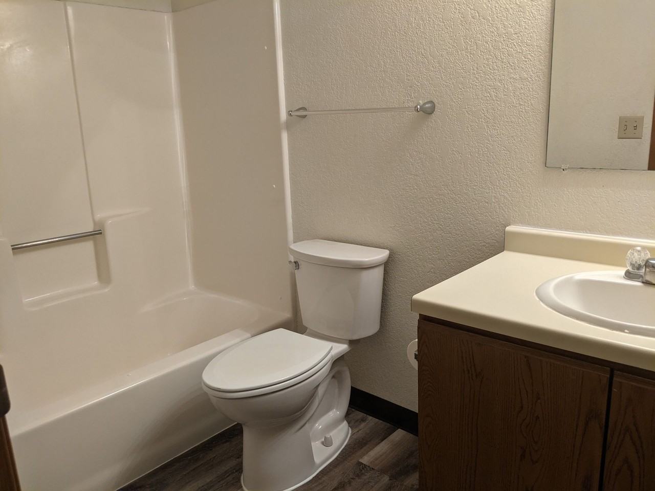 Landview Apartments - Photo 2 of 39