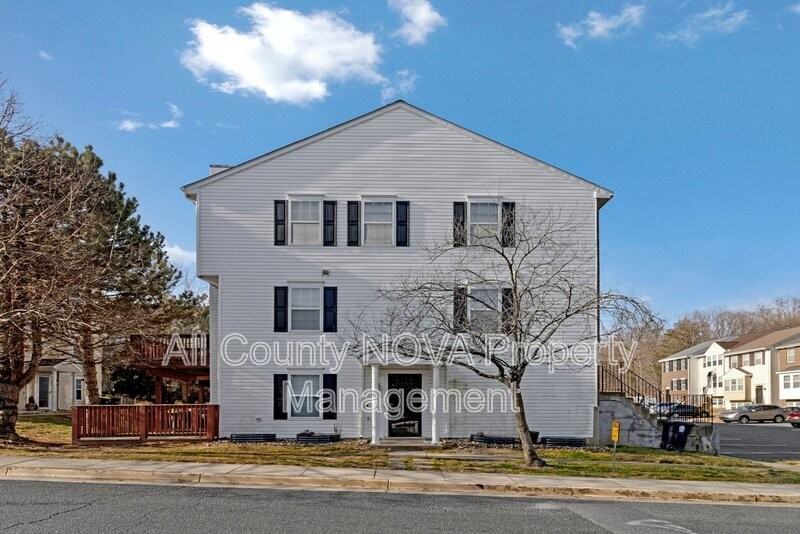 4323 Apple Orchard Ln - Photo 2 of 28