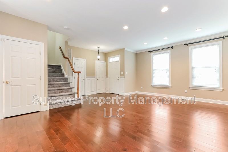 53 Malsbury St - Photo 5 of 23