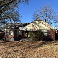 featured image of 1445 Fox St