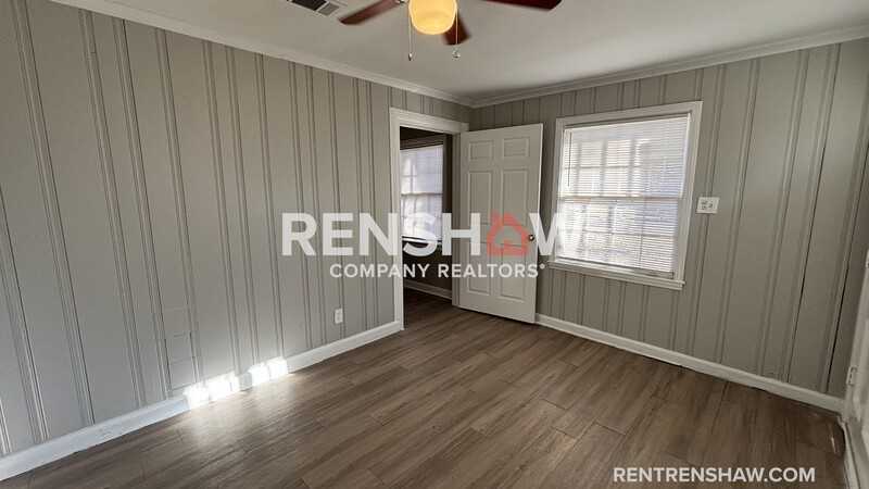 1445 Fox St - Photo 5 of 18