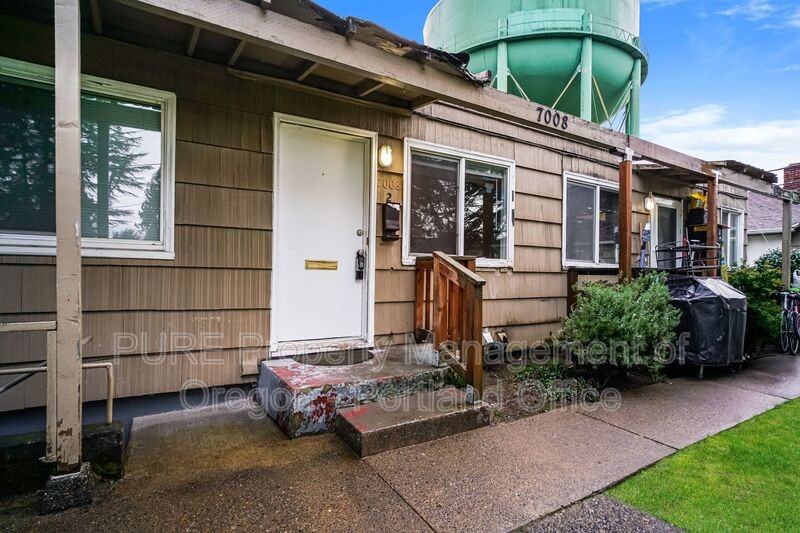 7008 N Amherst St #2 - Photo 5 of 19