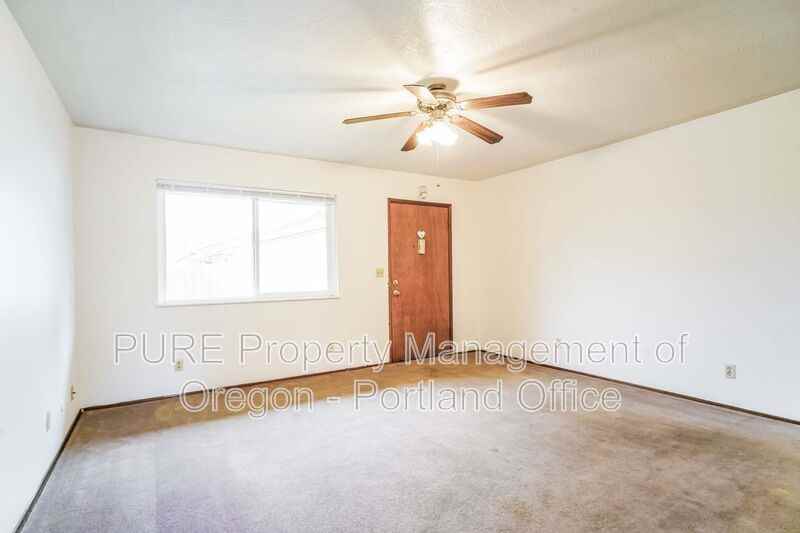 8011 Se Otty St - Photo 7 of 20