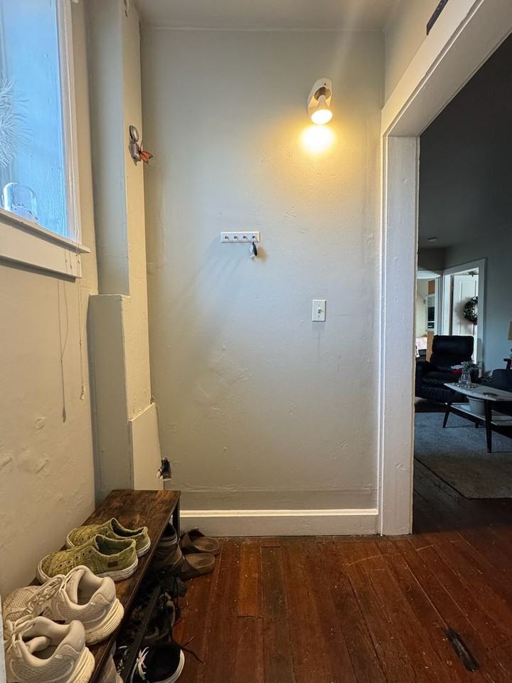 2441 Ohio Ave - Photo 4 of 47