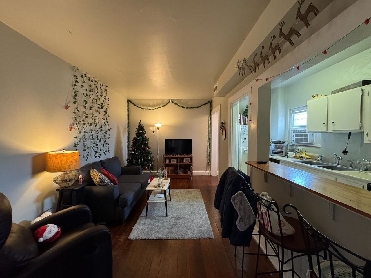 2441 Ohio Ave - Photo 7 of 47