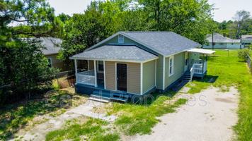 featured image of 136 Powder St Sw