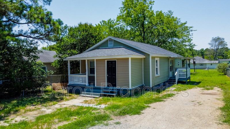 136 Powder St Sw - Photo 2 of 23