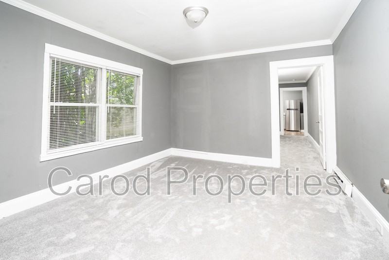 136 Powder St Sw - Photo 4 of 23