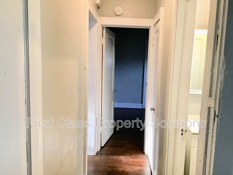 3125 Nw 14th St - Photo 5 of 17